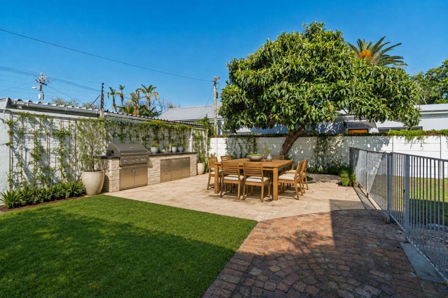 4 Bedroom Property for Sale in Claremont Western Cape